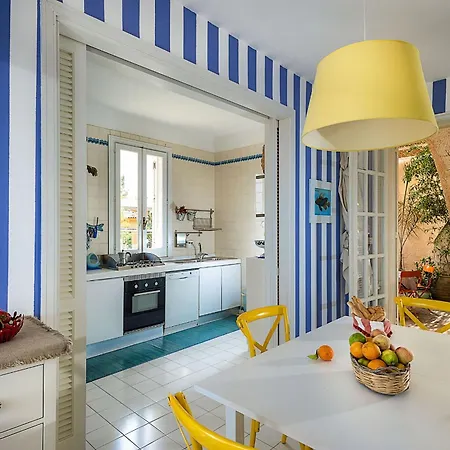 Mare Arabico Villa