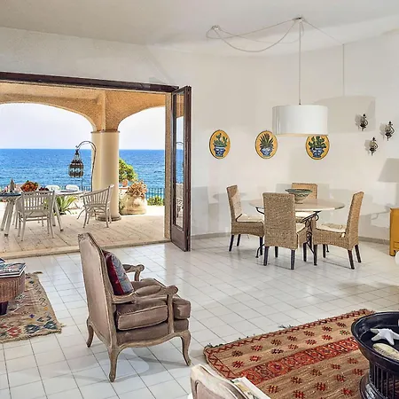 Mare Arabico Villa Fontane Bianche